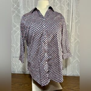 Foxcroft women’s 18W geometric print blouse navy pink white 24” P2P 32”